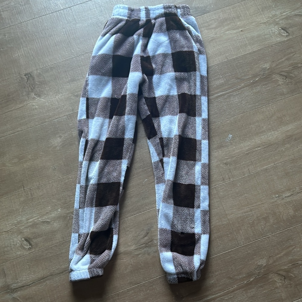🪩brown plaid pajama pants - Picture 2 of 6